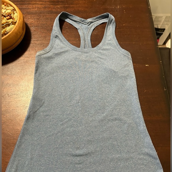 Lululemon Razor Back Tank 🌟 - Picture 1 of 2